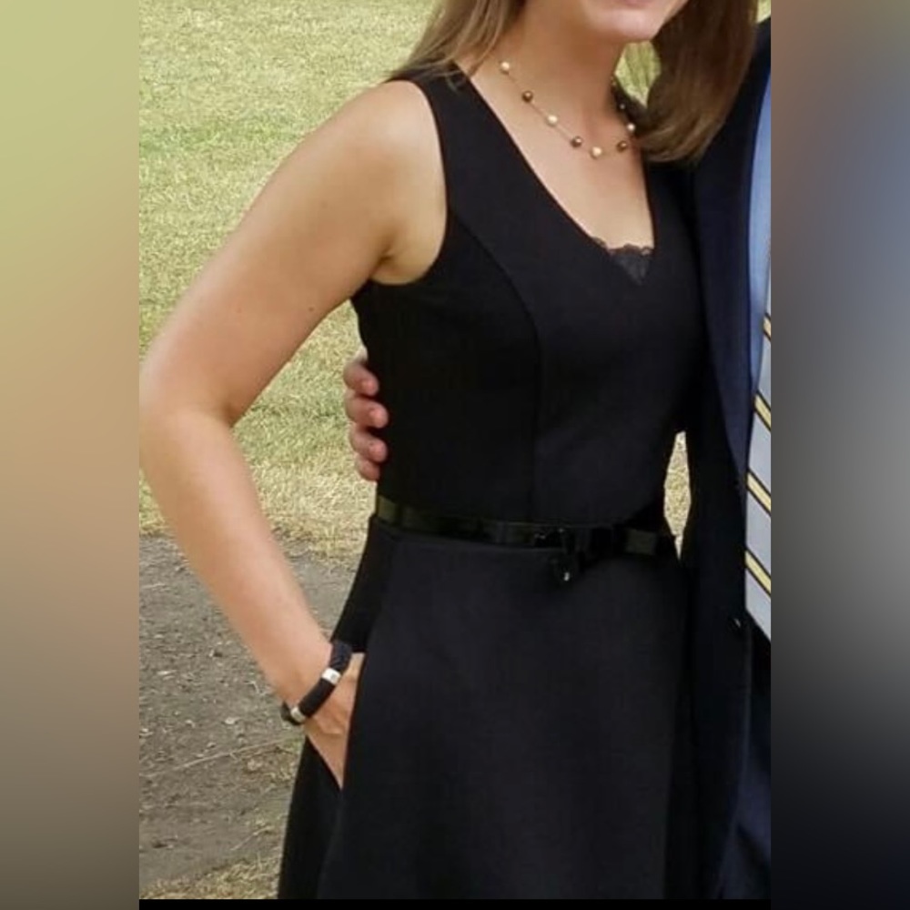 Loft size 0 keyhole back black dress, excellent condition